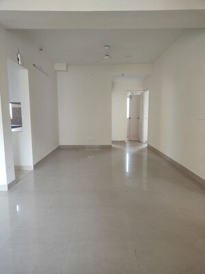 Room in 2.5 BHK Builder Floor at M3M Soulitude, Sector 89 – for Rent