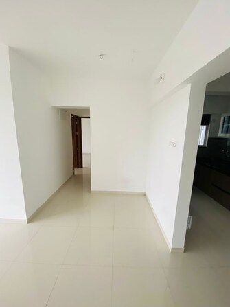 2 BHK Apartment For Rent in Laxmi Emerald in Lohgaon, Pune