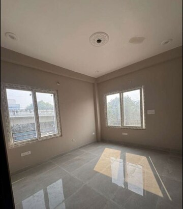 Room in 3 BHK Independent House at Gomti Nagar – for Rent