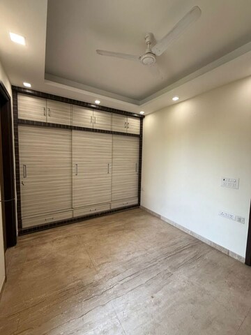 Room in 2.5 BHK Builder Floor at Jharoda Majra Burari – for Sale