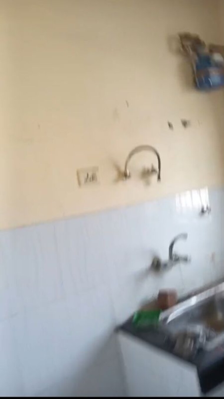 Bathroom, wave-city 2 Bedroom 930 Sq.Ft. Apartment In Wave City Ghaziabad 10049357