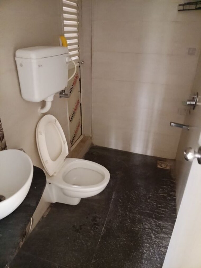 Bathroom, unique-greens-ghodbunder-road 1 Bedroom 400 Sq.Ft. Apartment In Ghodbunder Road Thane 10049374