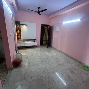 Room in 2 BHK Apartment at Amrapali Golf Homes, Haibatpur – for Rent