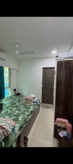 Bedroom in 1 BHK Apartment at Chembur – for Rent
