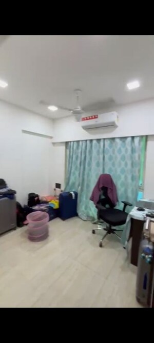 Master Bedroom in 1 BHK Apartment at Chembur – for Rent
