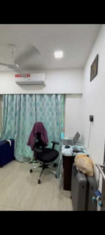 Master Bedroom in 1 BHK Apartment at Chembur – for Rent