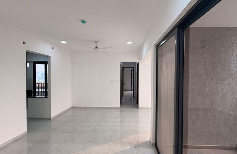 Room, mantra-mirari 3 Bedroom 1103 Sq.Ft. Apartment In Pune East Pune 10049418