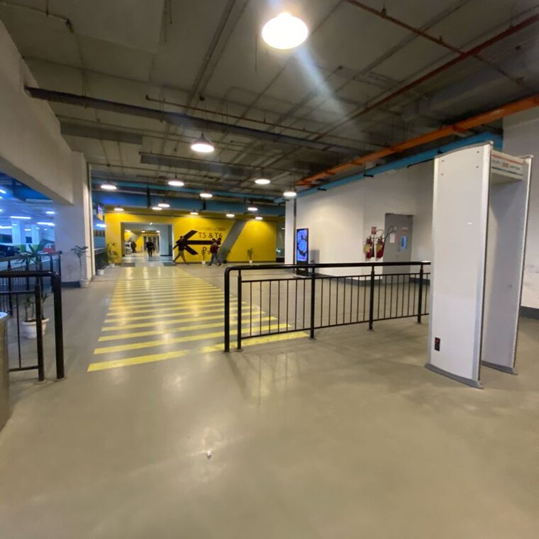  Parking, assotech-business-cresterra Commercial Office Space 1000 Sq.Ft. In Sector 135 Noida 10049439