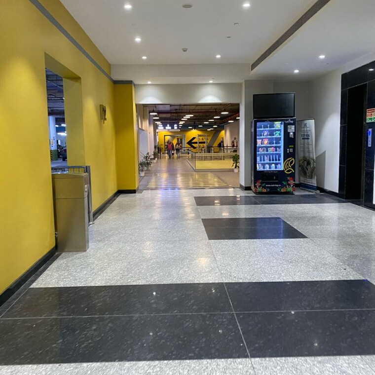 undefined, assotech-business-cresterra Commercial Office Space 1000 Sq.Ft. In Sector 135 Noida 10049439