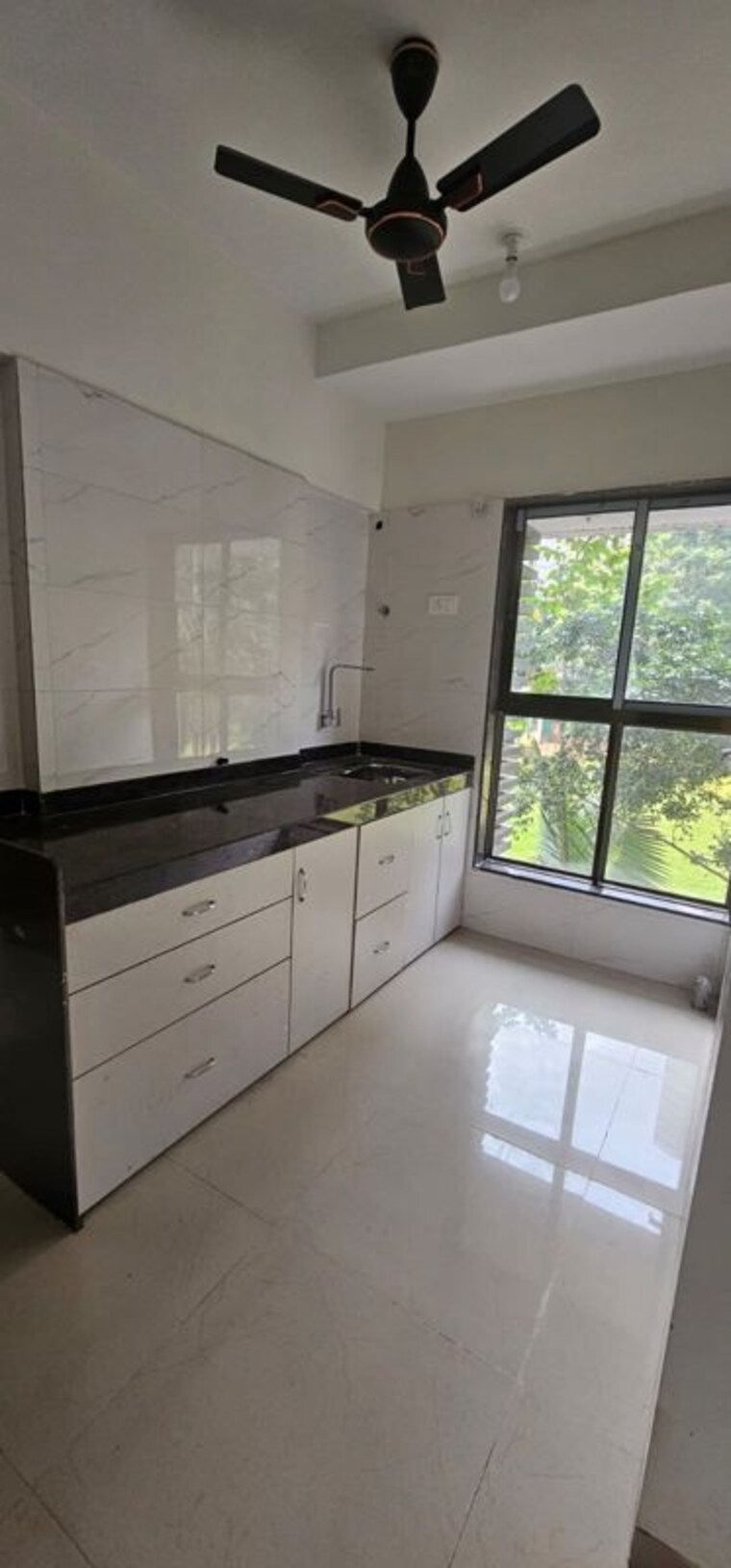 Kitchen, abhigna-avirahi-elegance 1 Bedroom 400 Sq.Ft. Apartment In Malad West Mumbai 10049468