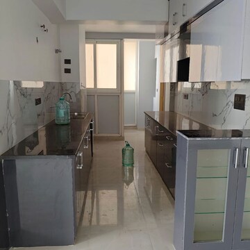 Team Area in 3 BHK Apartment at Paras Tierea Premium Floor, Sector 137 – for Sale