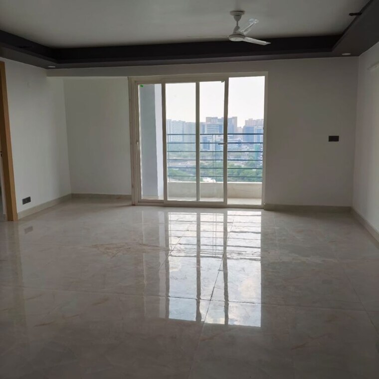 Room, paras-tierea-premium-floor 3 Bedroom 1900 Sq.Ft. Apartment In Sector 137 Noida 10049472