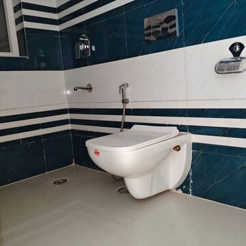 Team Area in 3 BHK Apartment at Paras Tierea Premium Floor, Sector 137 – for Sale