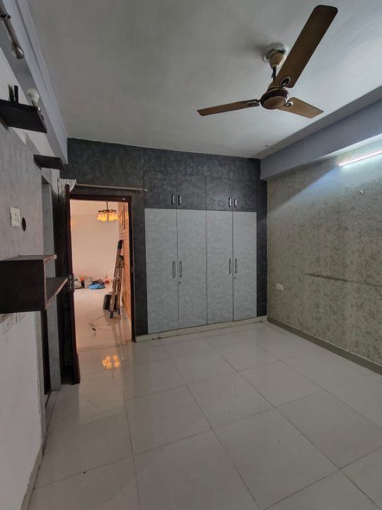 2 BHK + Extra Room Apartment For Rent in Proview Officer City 2