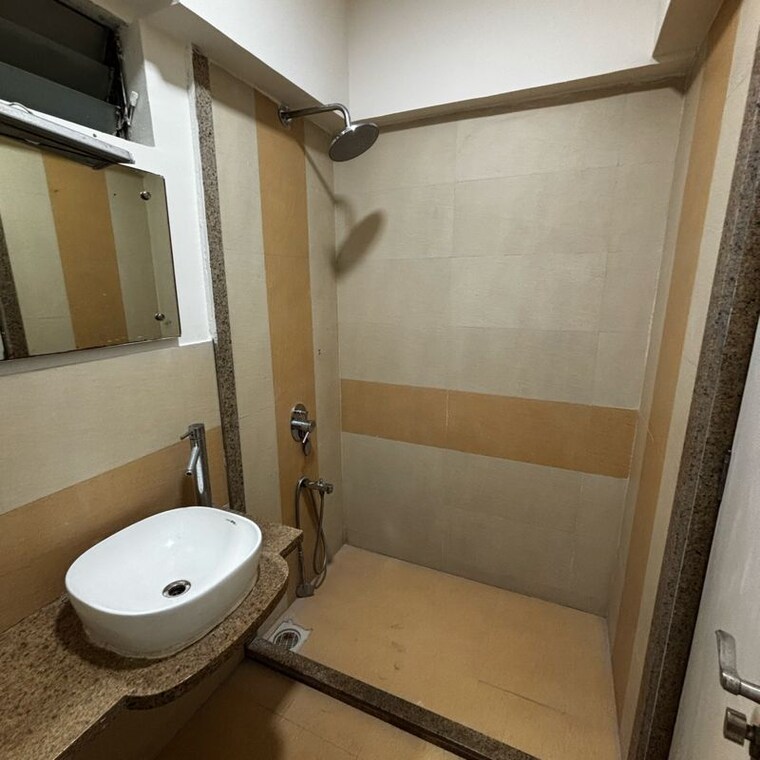 Bathroom, goregaon east 2 Bedroom 745 Sq.Ft. Apartment In Goregaon East Mumbai 10049485