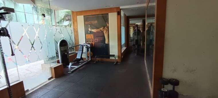  Parking, mayfair-hillcrest 2 Bedroom 750 Sq.Ft. Apartment In Powai Mumbai 10049501