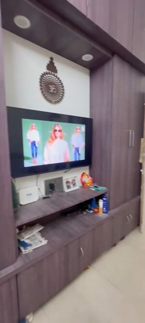 Furnished Amenities in 1 BHK Apartment at Agar Bazar – for Rent