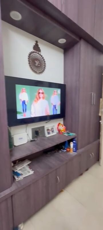 Furnished Amenities in 1 BHK Apartment at Agar Bazar – for Rent