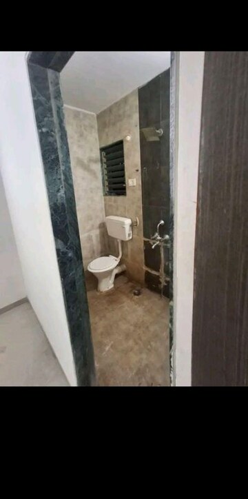 Building Lobby in 2 BHK Apartment at Sai Dham CHS Ghatkopar East, Ghatkopar East – for Rent