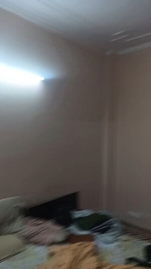 Furnished Amenities in 1 BHK Builder Floor at Lajpat Nagar ii – for Rent