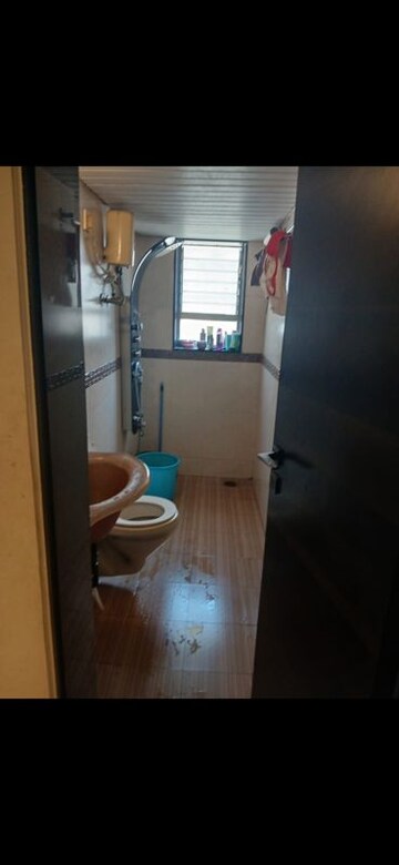 Furnished Amenities in 2 BHK Apartment at Mahim – for Rent