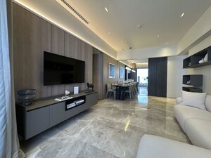 Room in 2 BHK Apartment at Rustomjee 180 Bayview, Matunga West – for Sale