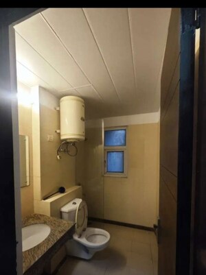 Master Bedroom in 3 BHK Apartment at Stellar Mi Citihomes, Omicron Iii Greater Noida – for Rent