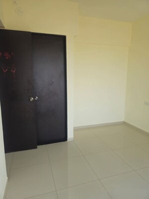 Room in 2 BHK Apartment at Kolte Patil Life Republic R 10, Hinjewadi – for Rent