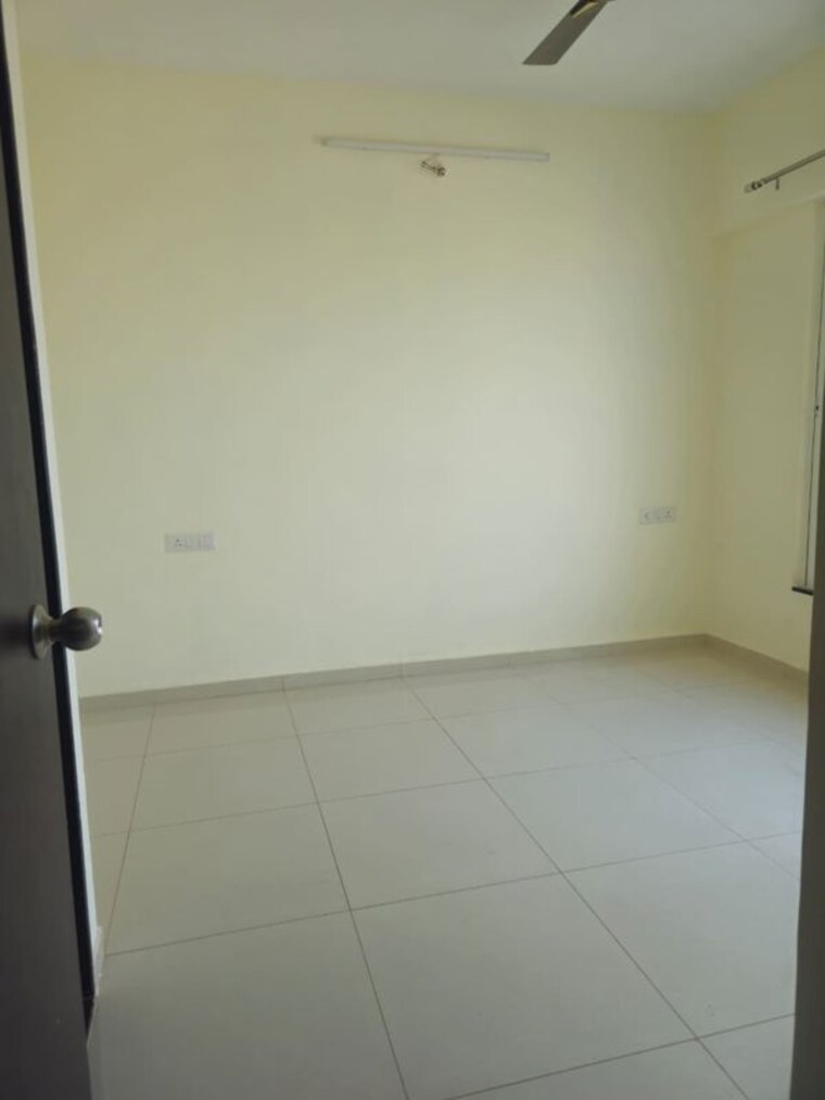 Room, kolte-patil-life-republic-r-10 2 Bedroom 650 Sq.Ft. Apartment In Hinjewadi Pune 10049576