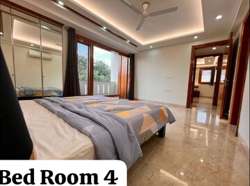 Bedroom in 5 BHK Builder Floor at South Extension ii – for Rent
