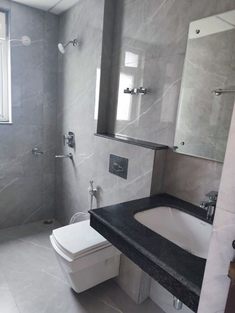 Bathroom, gomti nagar 1 Bedroom 300 Sq.Ft. Builder Floor In Gomti Nagar Lucknow 10049598
