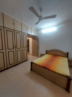 1 BHK Apartment For Rent in Evergreen CHS Malabar Hill, Malabar Hill