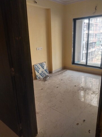 Room in 2 BHK Apartment at KT Emerald, Vasai East – for Rent