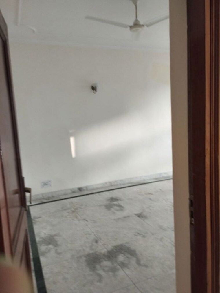 Room, panchsheel vihar 2 Bedroom 900 Sq.Ft. Apartment In Panchsheel Vihar Delhi 10049610