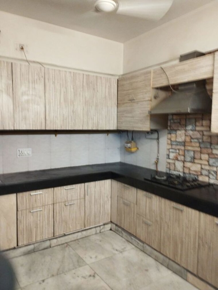 Kitchen, panchsheel vihar 2 Bedroom 900 Sq.Ft. Apartment In Panchsheel Vihar Delhi 10049610