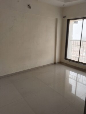 Room in 1 BHK Apartment at Shanti Lifespaces, Nalasopara East – for Rent