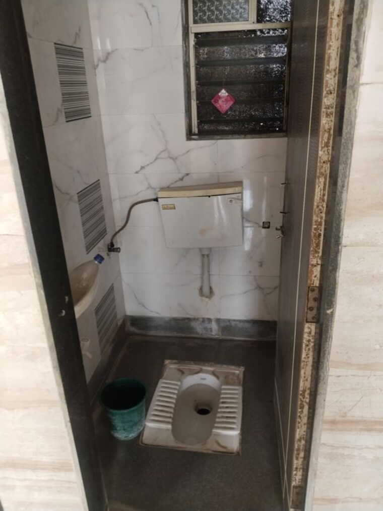 Bathroom, shanti-lifespaces 1 Bedroom 650 Sq.Ft. Apartment In Nalasopara East Palghar 10049611