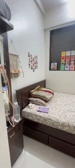 1 Rk  + Extra Room 225 Sq.Ft. Apartment in Dadar West