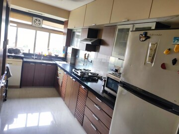 Kitchen in 3 BHK Apartment at Daseshwar Apartment, Walkeshwar – for Rent