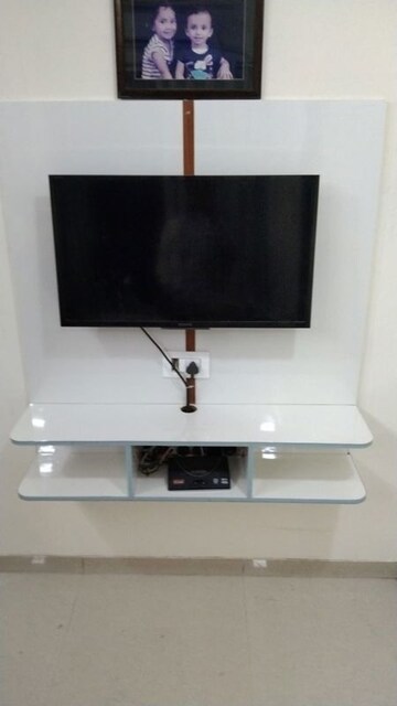 Furnished Amenities in 2 BHK Apartment at Agarwal Vrindavan Gardens, Nalasopara East – for Rent