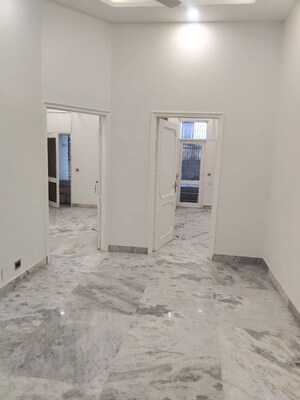 Room in 3 BHK Apartment at Greater Kailash I – for Sale