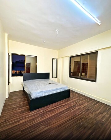 Room in 3 BHK Apartment at Divyalok CHS, Malabar Hill – for Rent