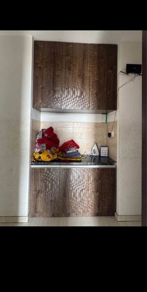 Furnished Amenities in 1.5 BHK Apartment at Shubham Lavista, Ghatkopar East – for Rent