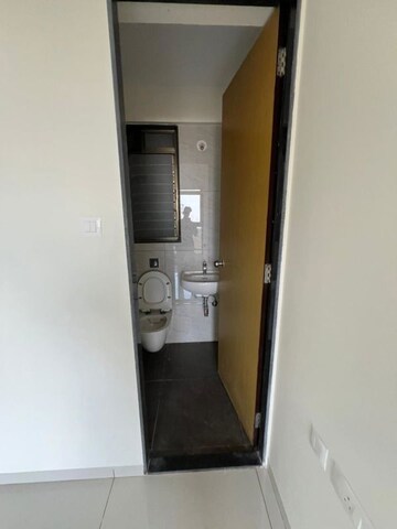 Furnished Amenities in 1.5 BHK Apartment at Chandak 34 Park Estate, Goregaon West – for Sale