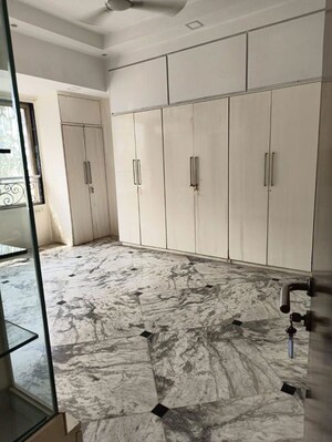 Bedroom in 2 BHK Apartment at Shyam Niwas CHS, Cumbala Hill – for Rent