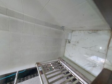 Furnished Amenities in 1.5 BHK Builder Floor at New Ashok Nagar – for Rent