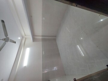 Building Lobby in 2.5 BHK Builder Floor at New Ashok Nagar – for Rent