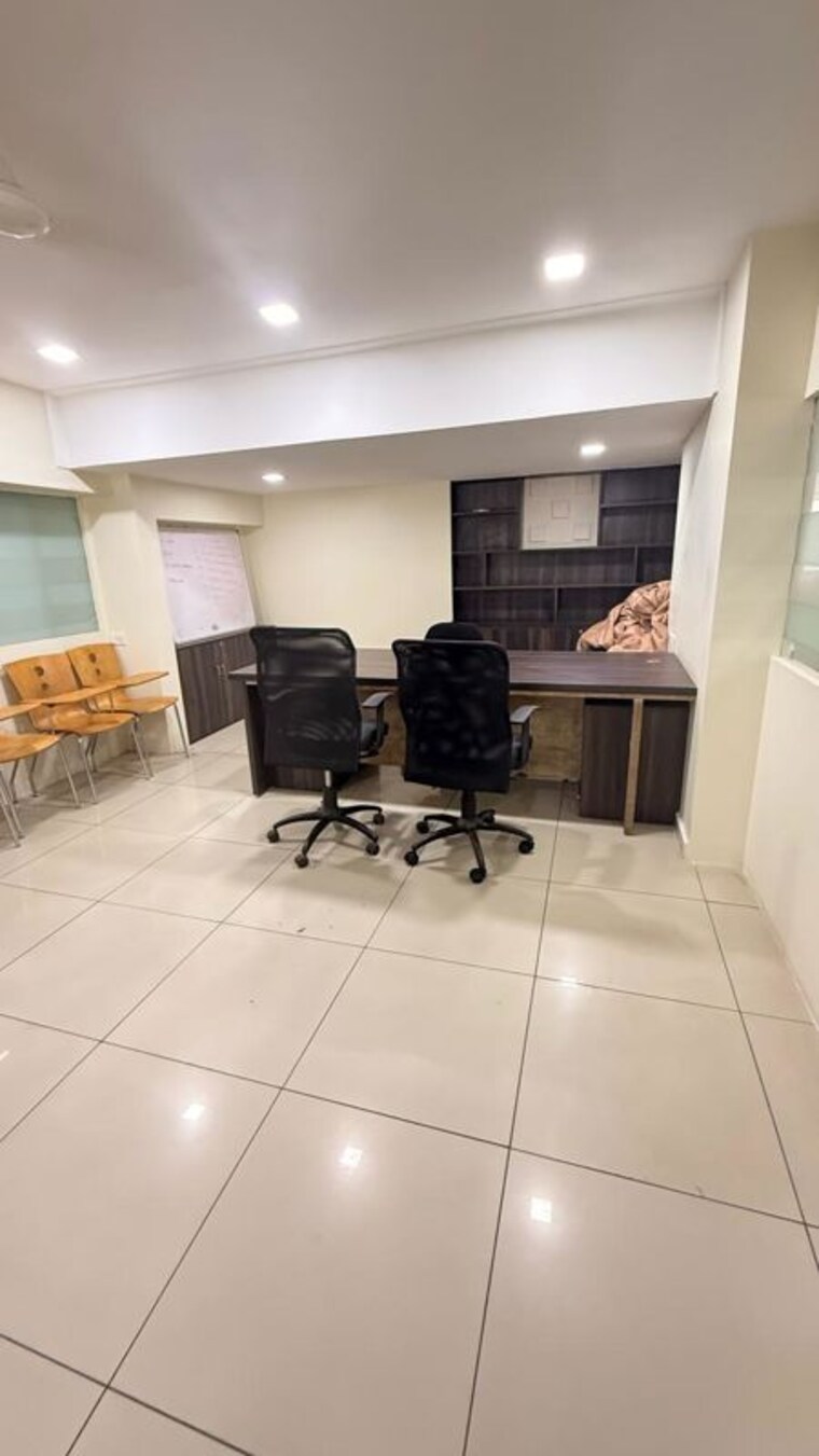 Living Room, fatehgunj Commercial Office Space 1200 Sq.Ft. In Fatehgunj Vadodara 10049755