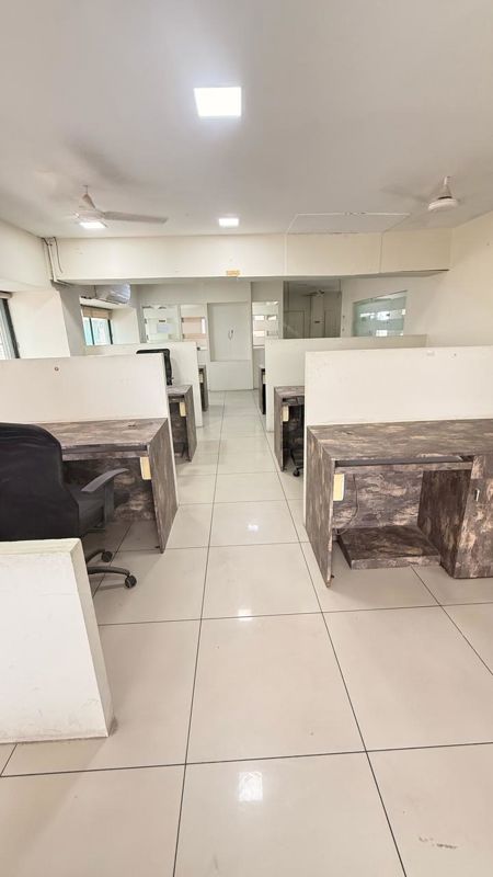 Office Space For Rent in Fatehgunj