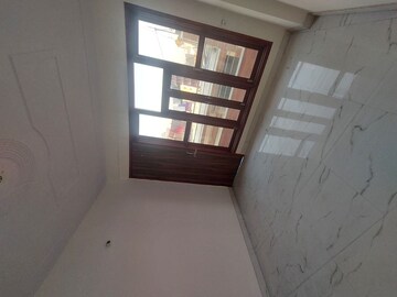 Room in 2.5 BHK Builder Floor at New Ashok Nagar – for Rent
